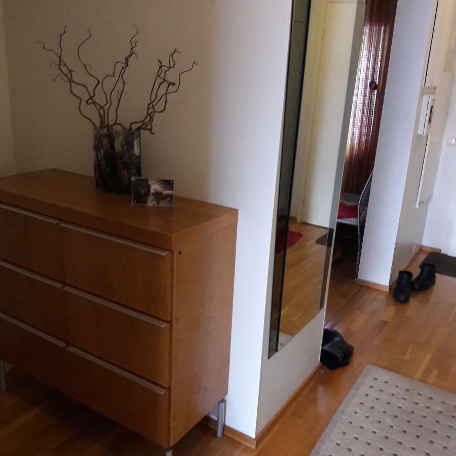 Koti Pyhaejaerven Rannalla Tampereella Εξωτερικό φωτογραφία